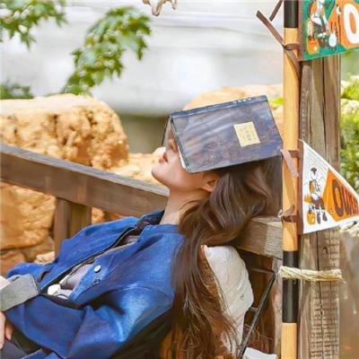 比宇宙更遥远的地方